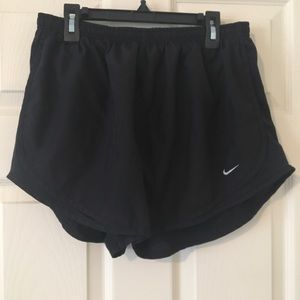 Women’s Nike Running Shorts (L)